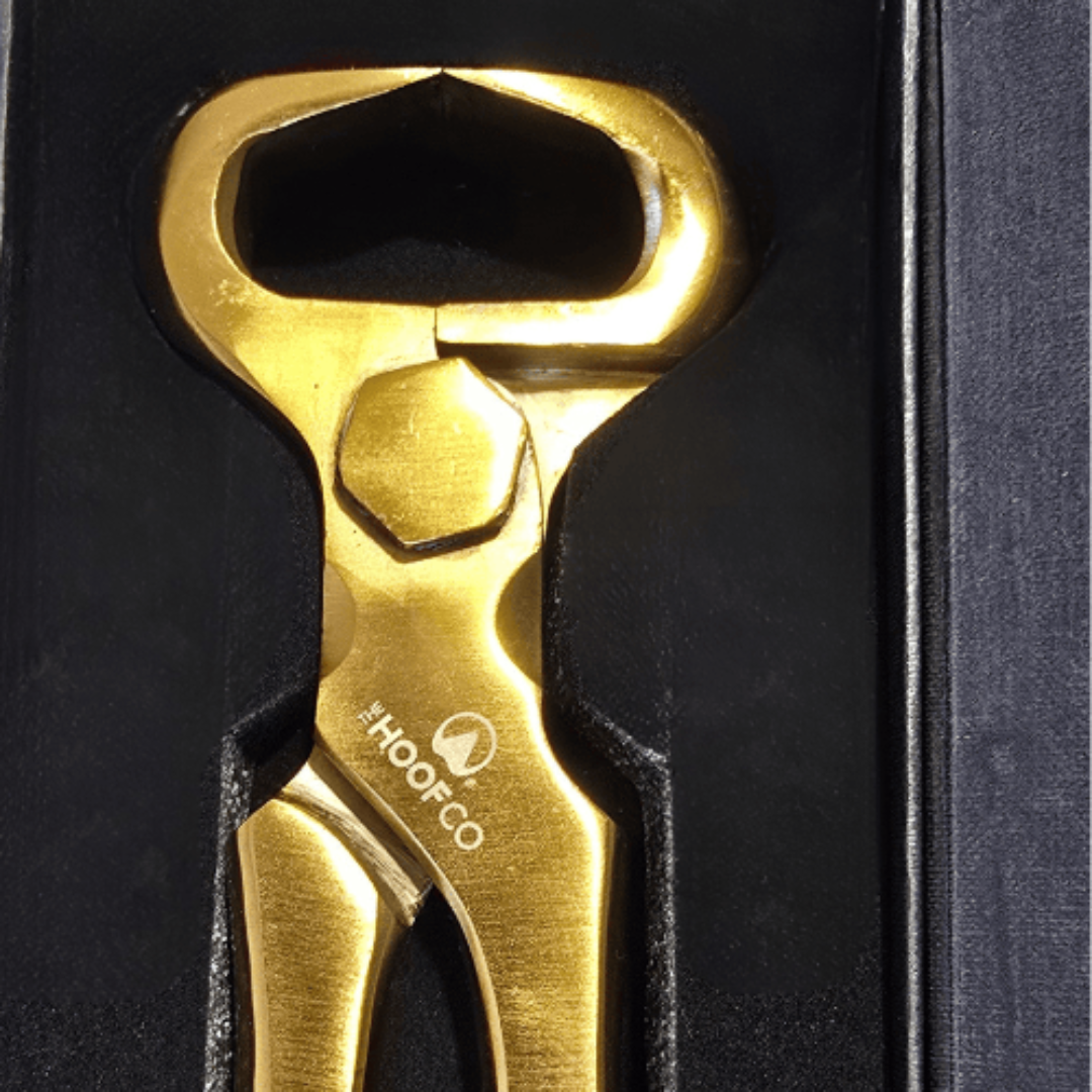 hoof nipper, racetrack nipper, hoof tools, hoof trimming tools, owner trimmer tools